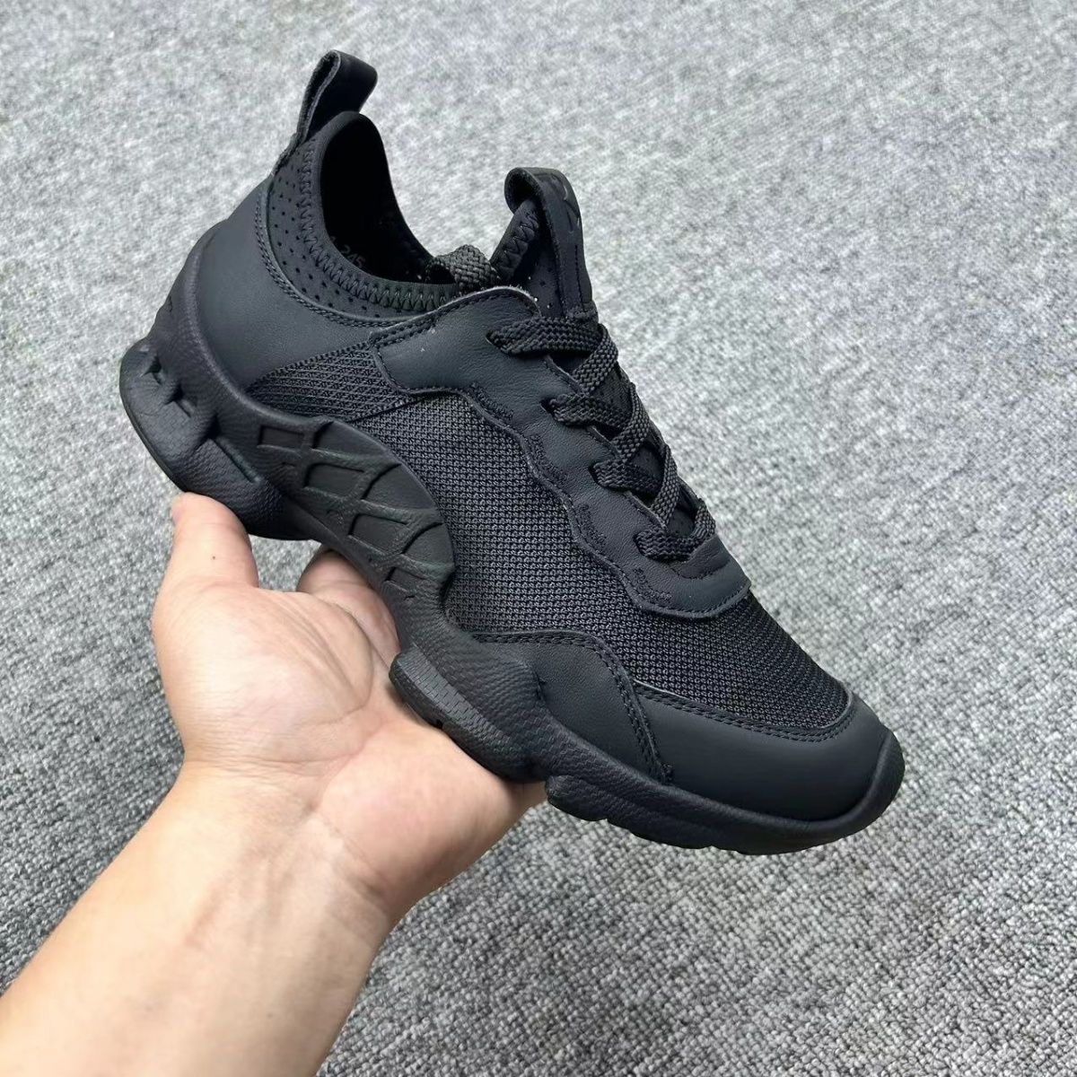 Trendy Luxury Athletic Shoes M - Hunting Outdoor Brands บทวิจารณ์และราคา